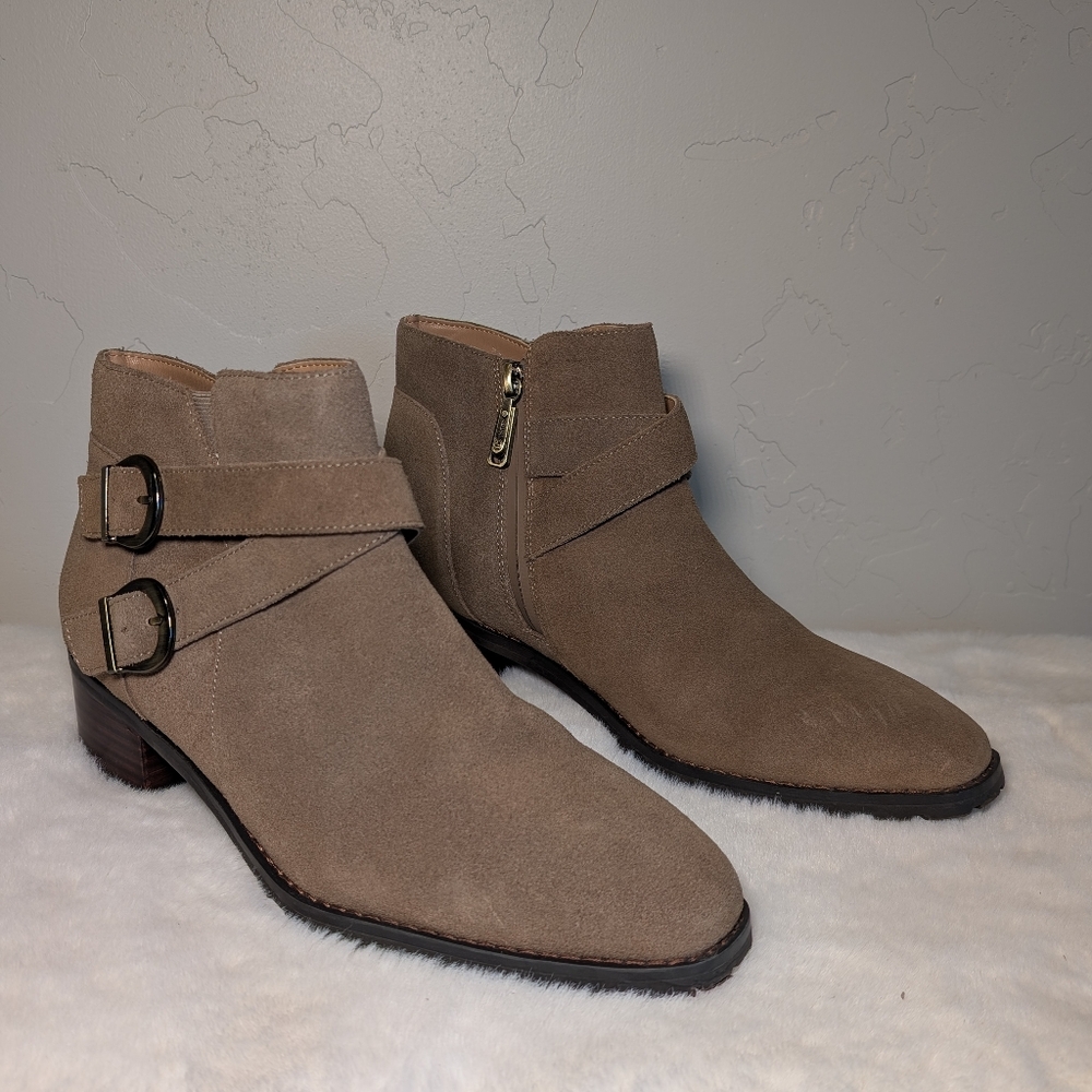 Blondo Shanna Waterproof Suede Bootie | Size 10 | Dark Taupe Stacked Block Heel